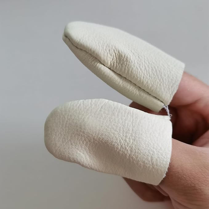4 Pairs Leather Finger Protector Needle Felting Knitting Finger Thimble Guards Tools, Fingers Thumb Protector for Knitting Sewing Quilting Pin Needles Craft Accessories DIY Sewing Tools(Random Color)