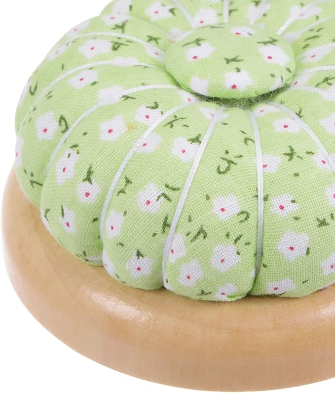 HARFINGTON Pin Cushions Sewing Needle Cushion Needle Holder Pincushions with Magnetic Wooden Base for Sewing Quilting Needlework DIY Crafts, Green White Red