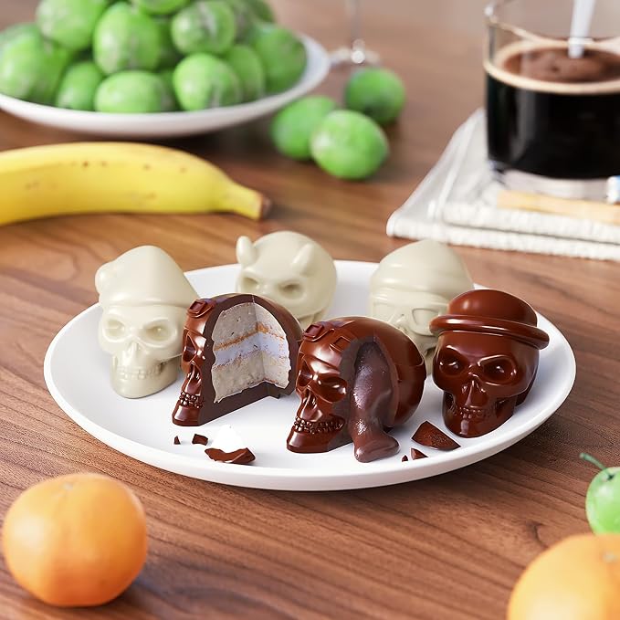Readaeer Skull Silicone Molds, 3D Skull Molds, 6 Style Large Silicone Molds for Resin, Ice, Chocolate, Soap, Clay, Candle Wax Casting, Halloween Home Decoration