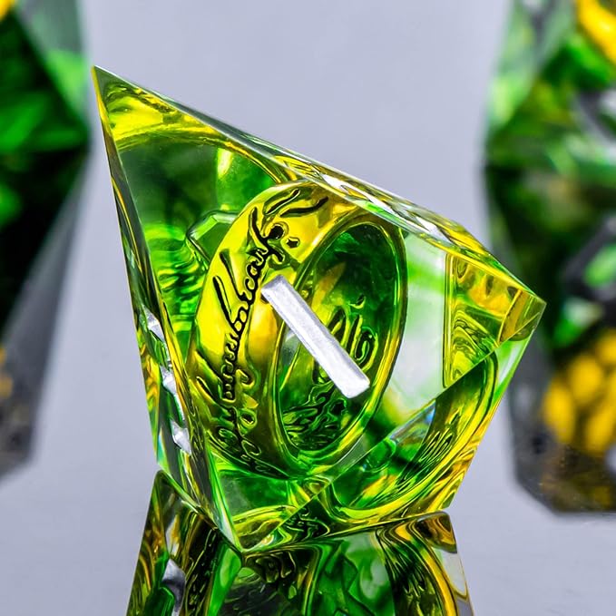 OUKELANWO Magic Lord Rings DND Dice Set with Box, 7Pcs Resin LOTR D&D Dice Set for Role Playing Game, Green Dungeons Dragons D and D Sharp Edge Dice D20 D12 D10 D8 D6 D4
