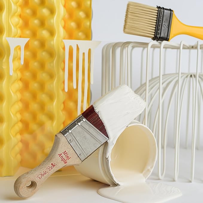 Dixie Belle Paint Company Chalk Finish Furniture Paint - Buttercream (32oz) - Matte Creamy White Chic Chalk Mineral DIY Furniture Paint