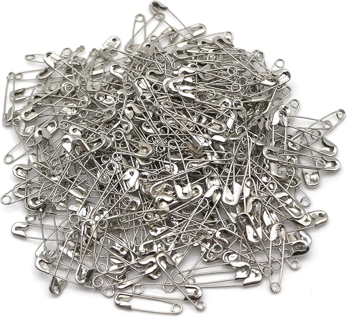 500PCS Safety Pins, 0.75Inch/19mm Small Safety pins, Rust Resistant Nickel Plated Steel Set for Crafting, Sewing, Rimming Fastening Clip Button for Garment Hang Tag (Silver)