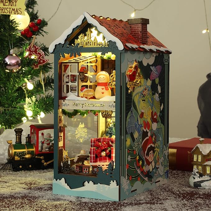 Christmas Book Nook Kit - DIY Miniature House Dollhouse Kit for Adults and Teens, Booknook Bookshelf Insert Christmas Decorations, Gifts for Family and Friends (Merry Christmas)