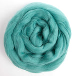 Desert Breeze Distributing 100% Natural Merino Wool Roving - Premium Combed Top Merino Roving Wool - Tapestry, Spinning, Wet Felting & Needle Felting Supplies - 21.5 Micron - 1oz Color Turquoise Green