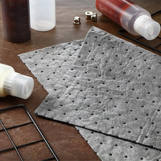 Hoolerry Oil Absorbent Pads Weight Dimpled Pad Garage Accessories Water Absorbent Mat Oil Spill Mat for Absorbing Protecting Home Garage Basement (15 x 17 Inch,Gray,100 Pcs)