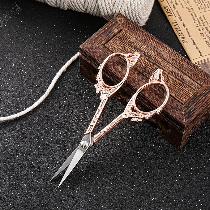 Rose Gold Crochet Scissors Kit with Cover - Comfortable Handles, Sharp Tips - Precision Scissors for Crafting, Sewing,embroidery