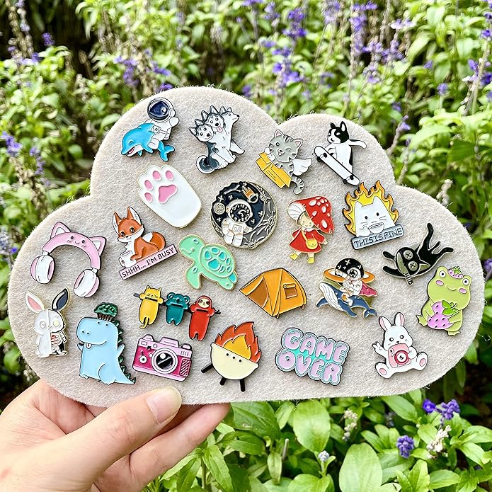 20/40/50 Pcs Cute Enamel Backpack Pins, Funny Anime Enamel Lapel Pins Bulk Set Cool Brooch Button Pins Badge Aesthetic for Backpacks, Bag, Jacket, Kids, Girls, Festival Present (Random Style)